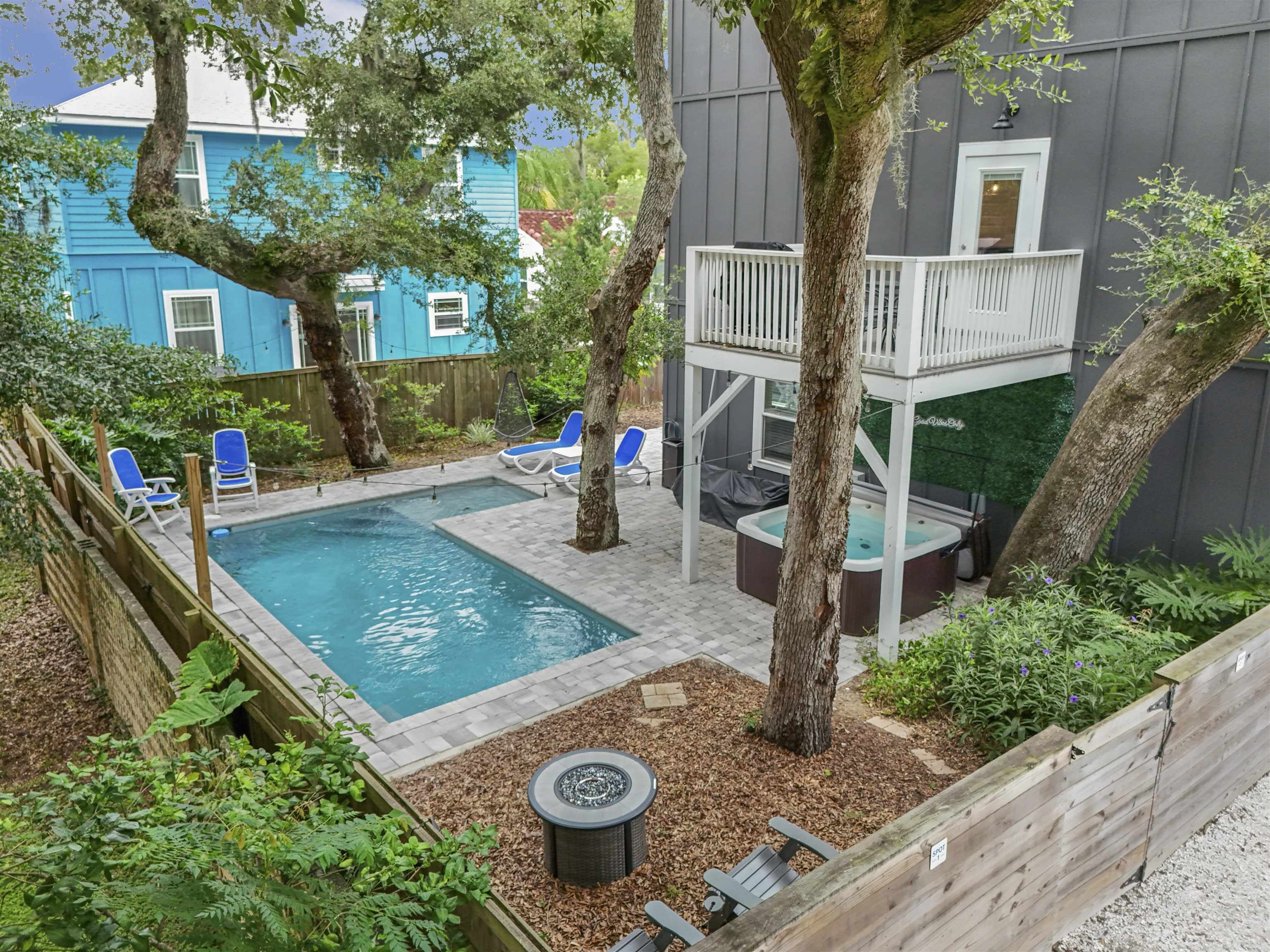 34 E San Carlos Ave