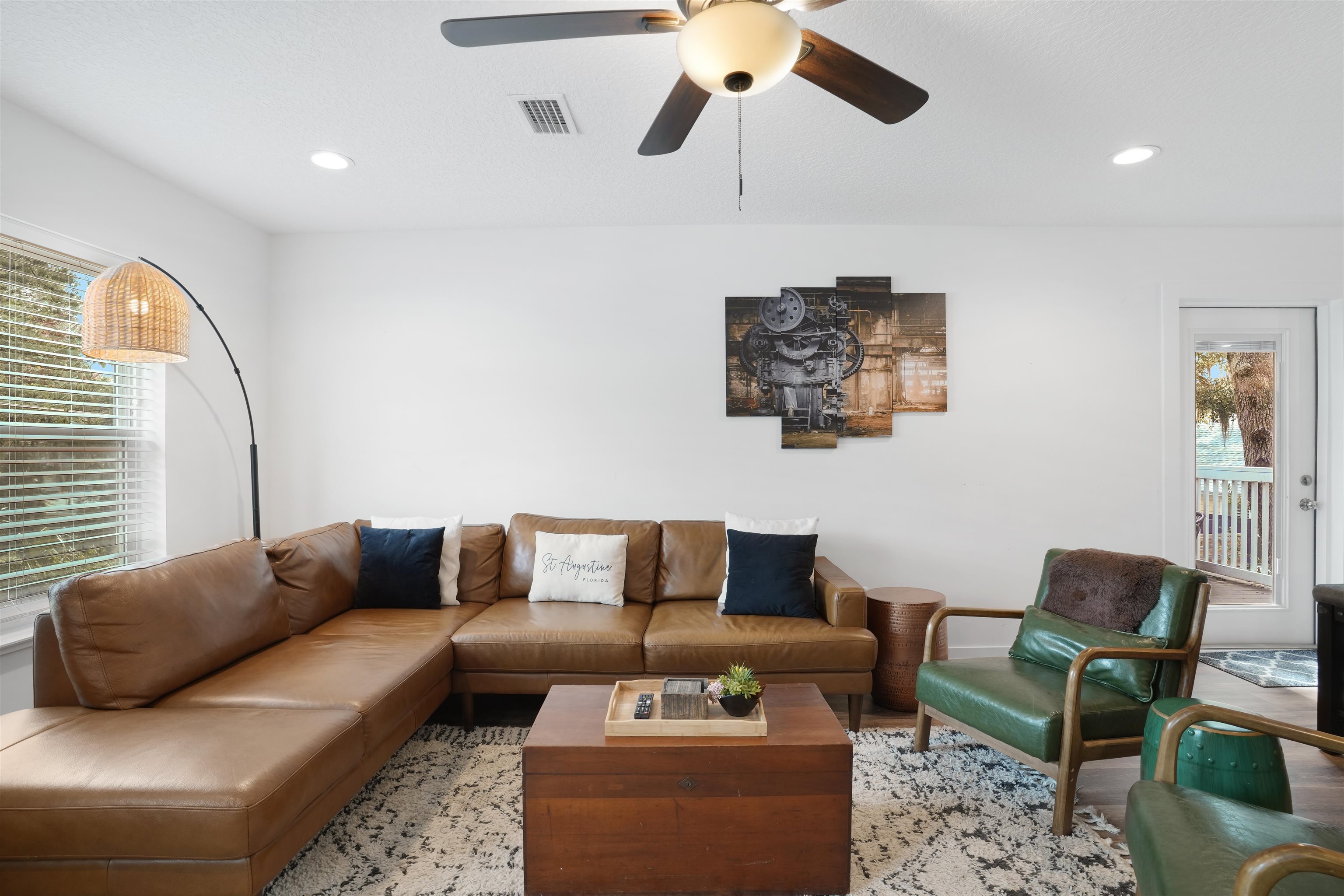 34 E San Carlos Ave