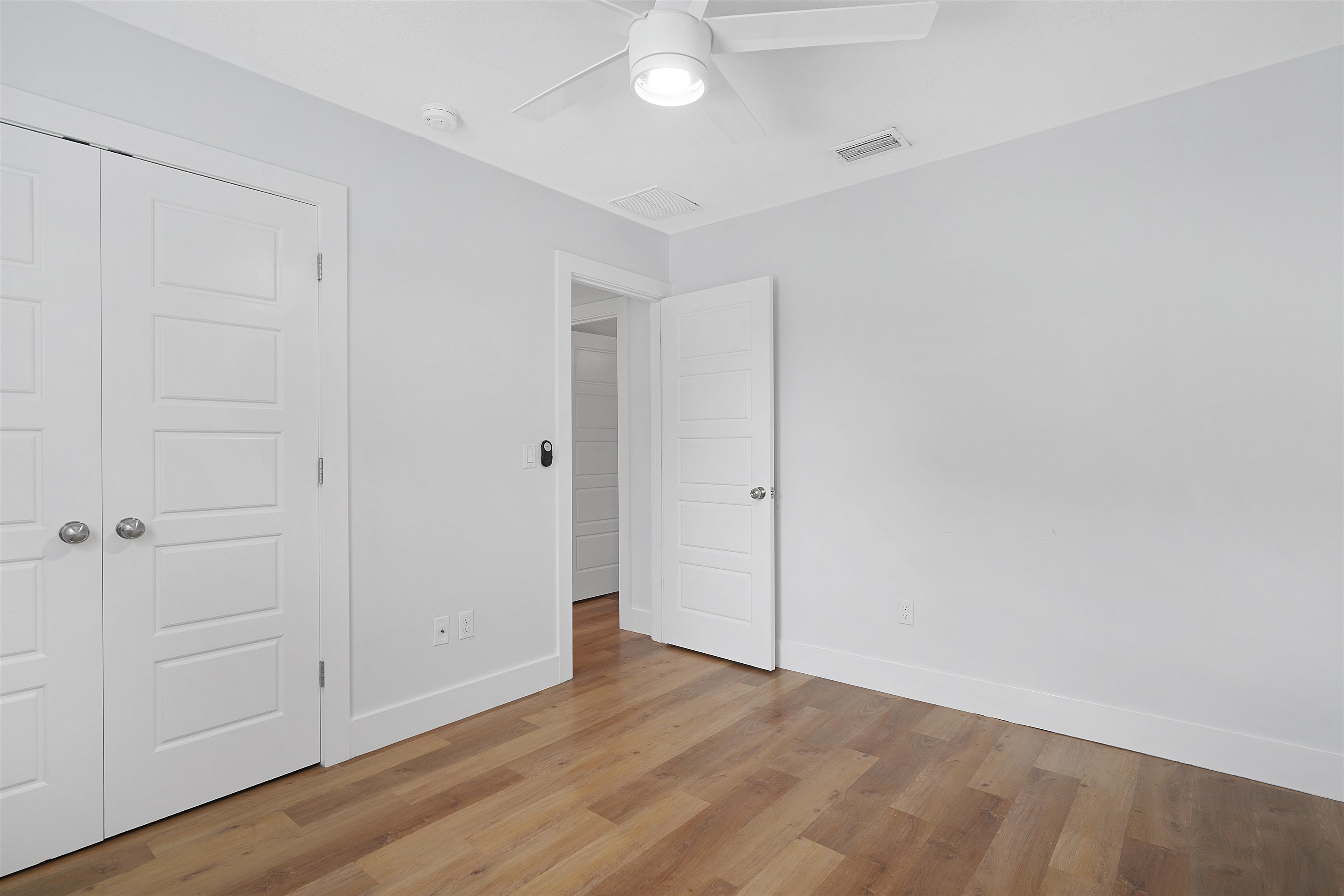 112 E St