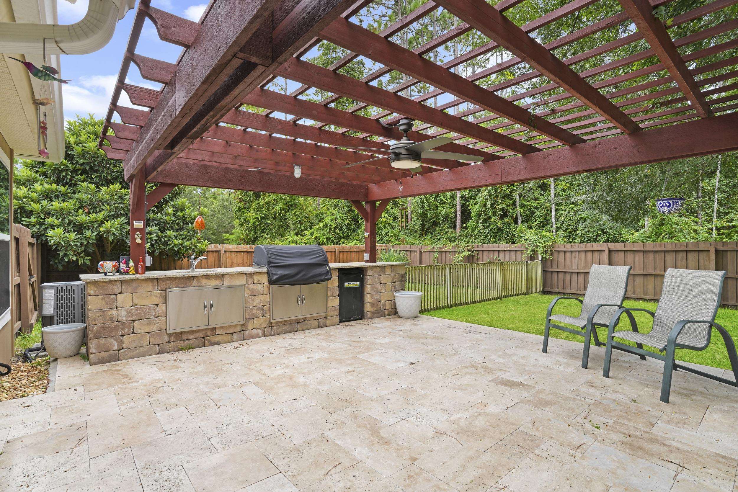 104 Patriot Ln