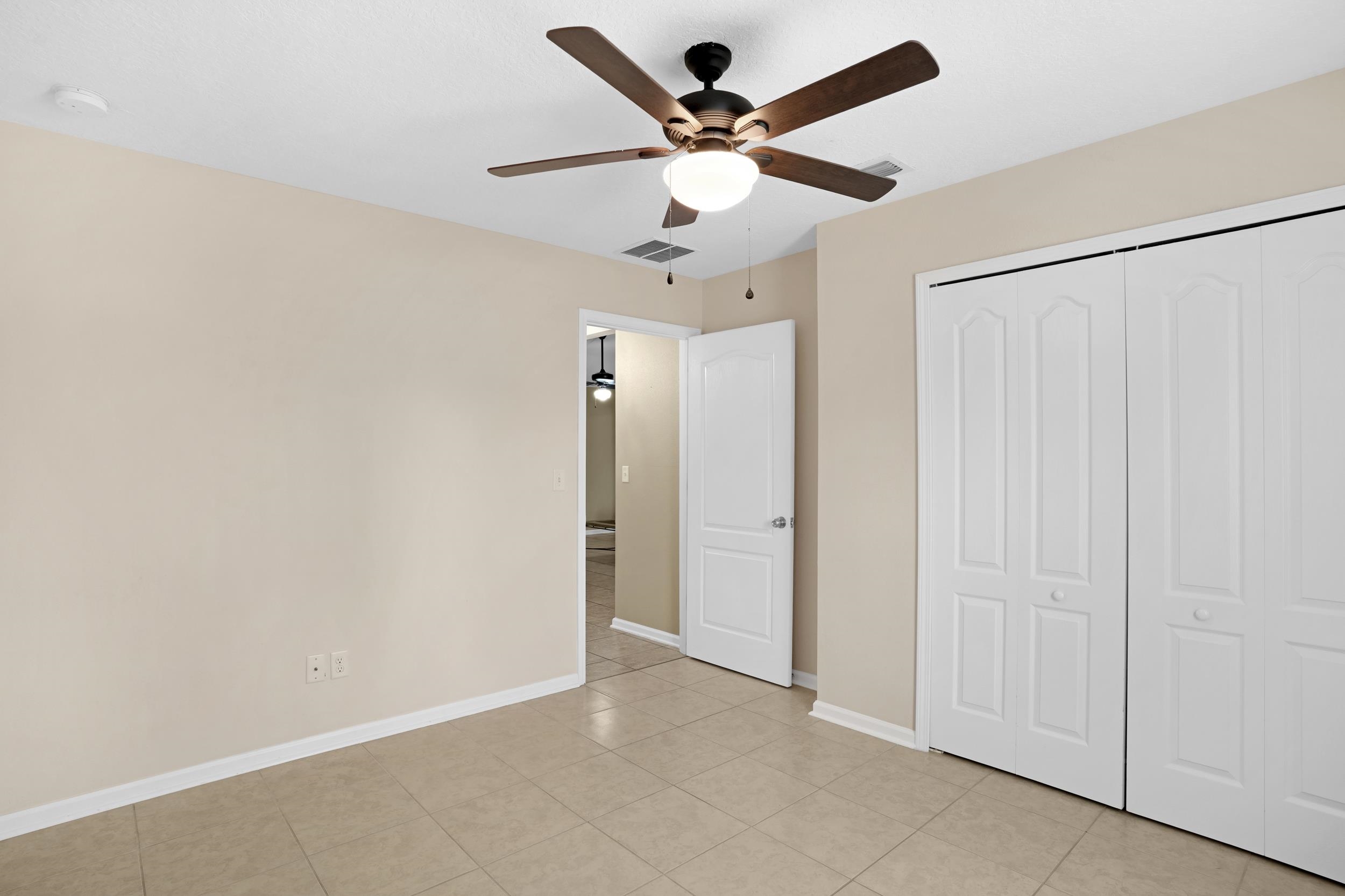 104 Patriot Ln