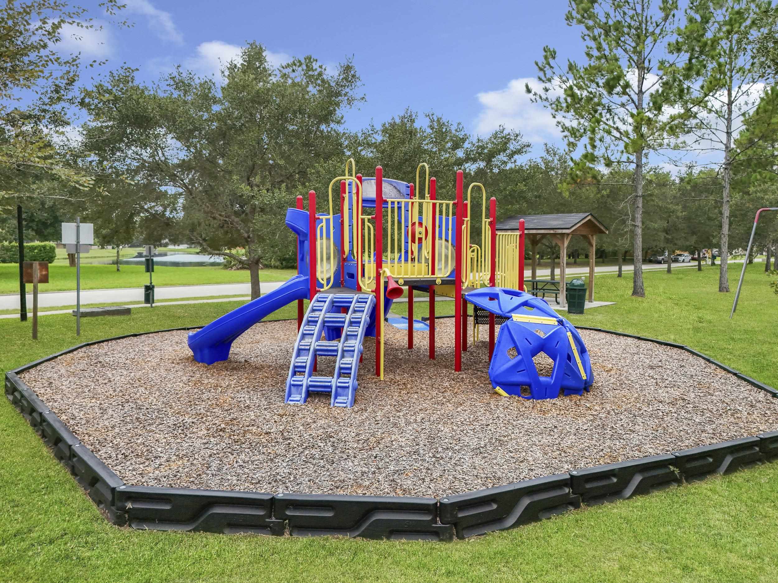 104 Patriot Ln