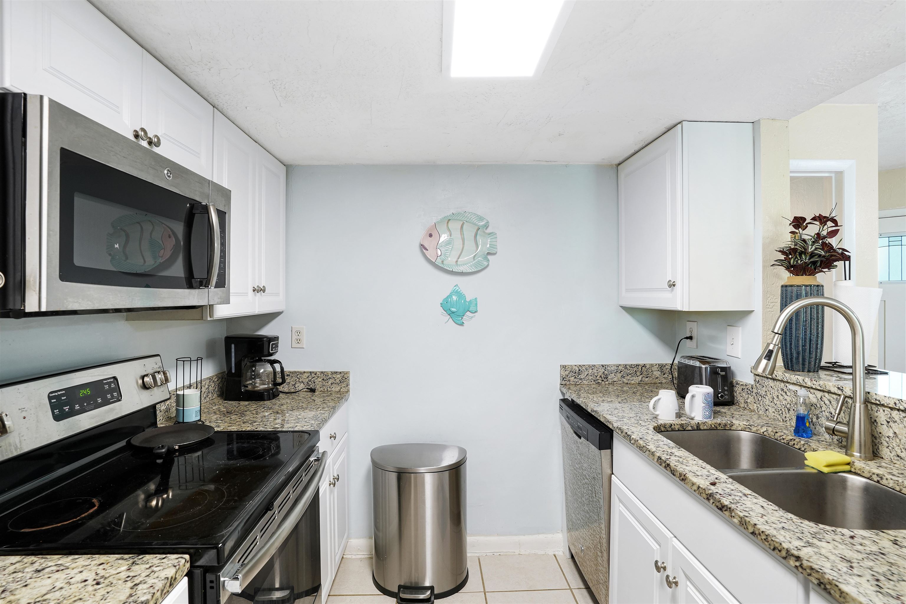 4003 Windjammer Ln