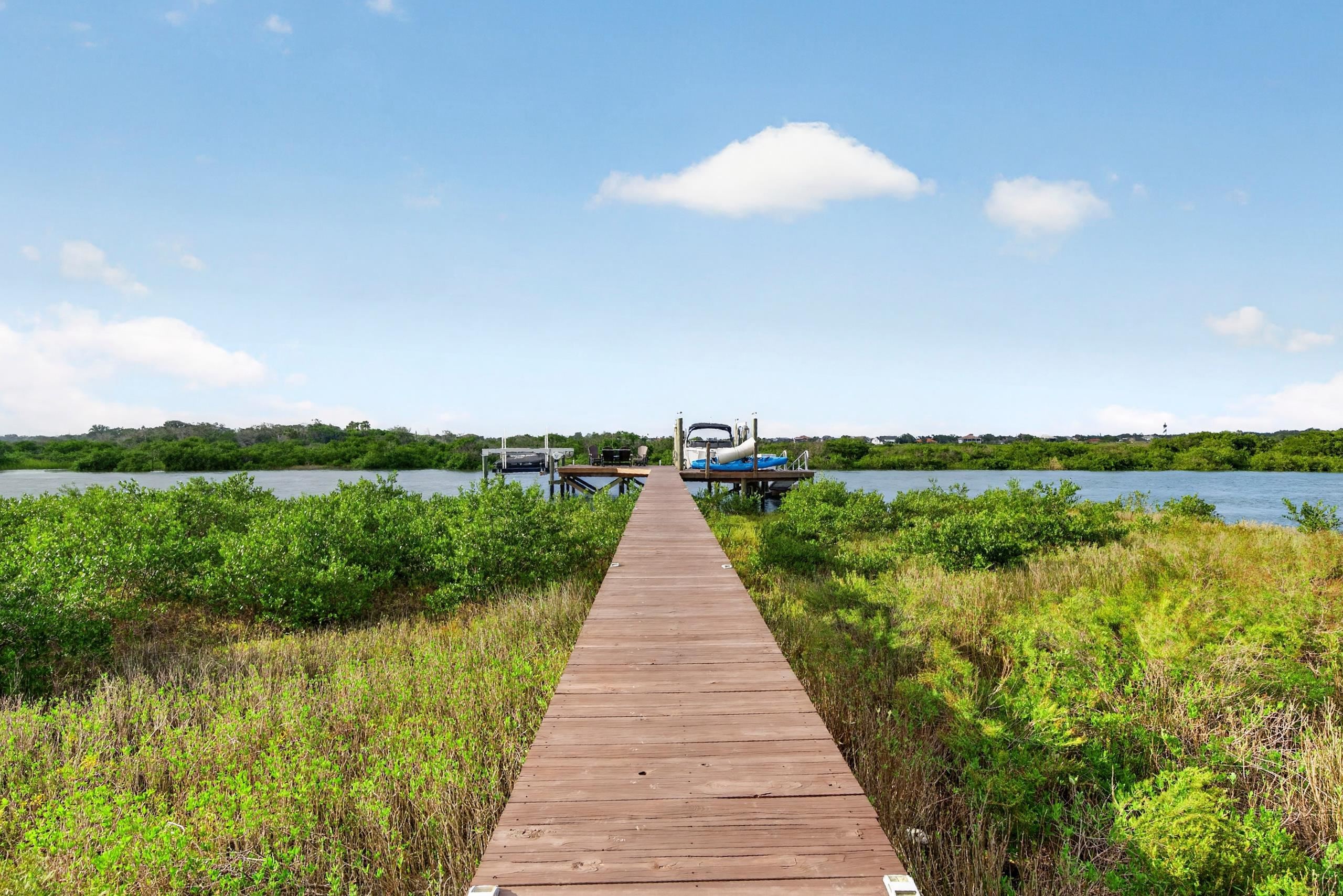 367 Five Island Dr