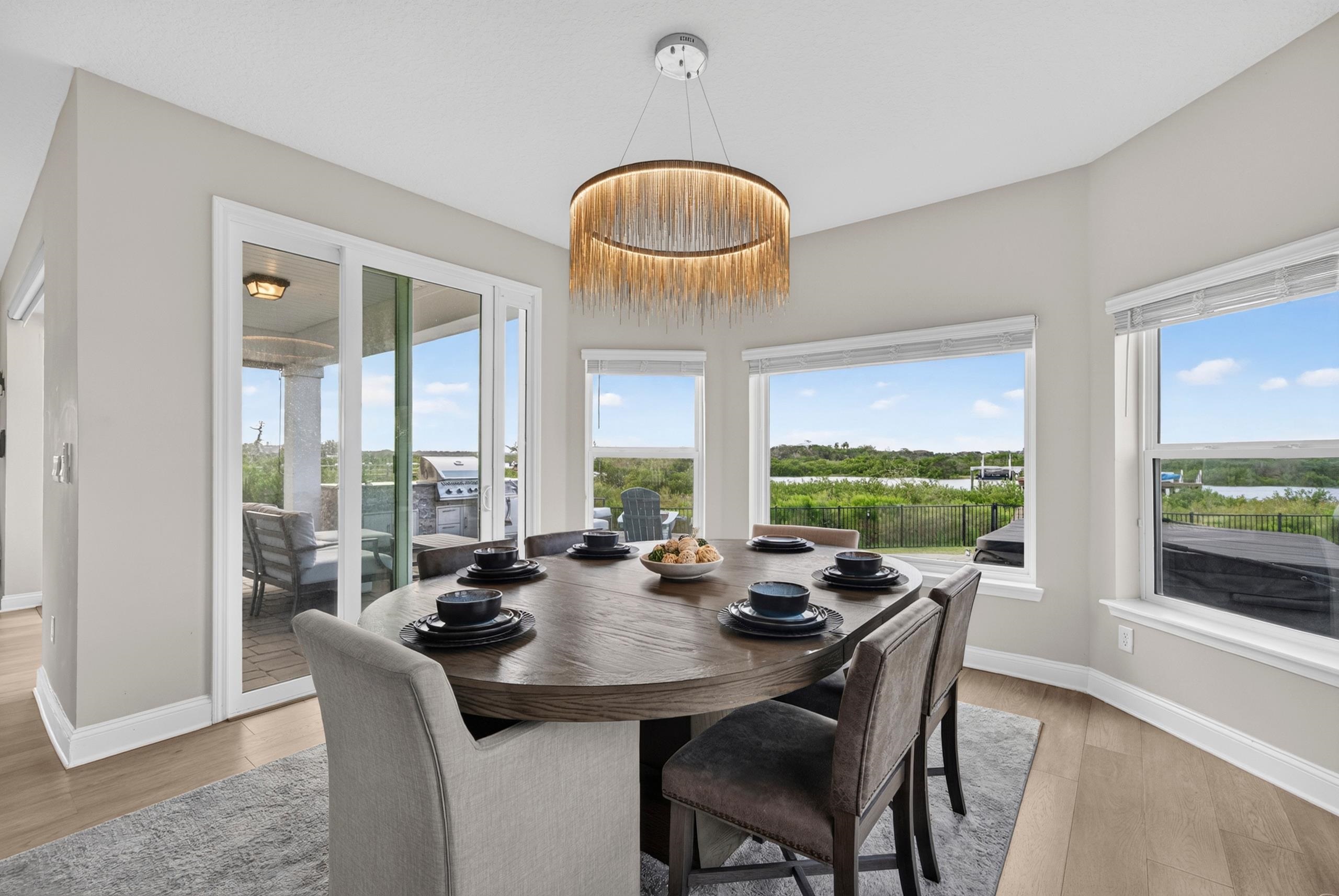 367 Five Island Dr