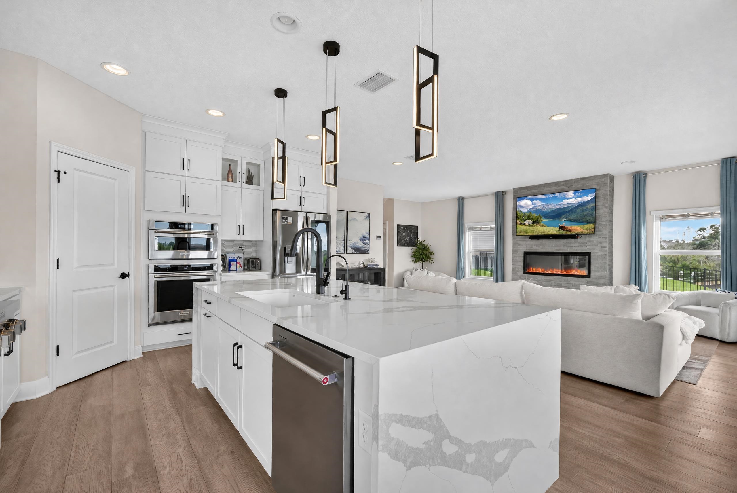 367 Five Island Dr
