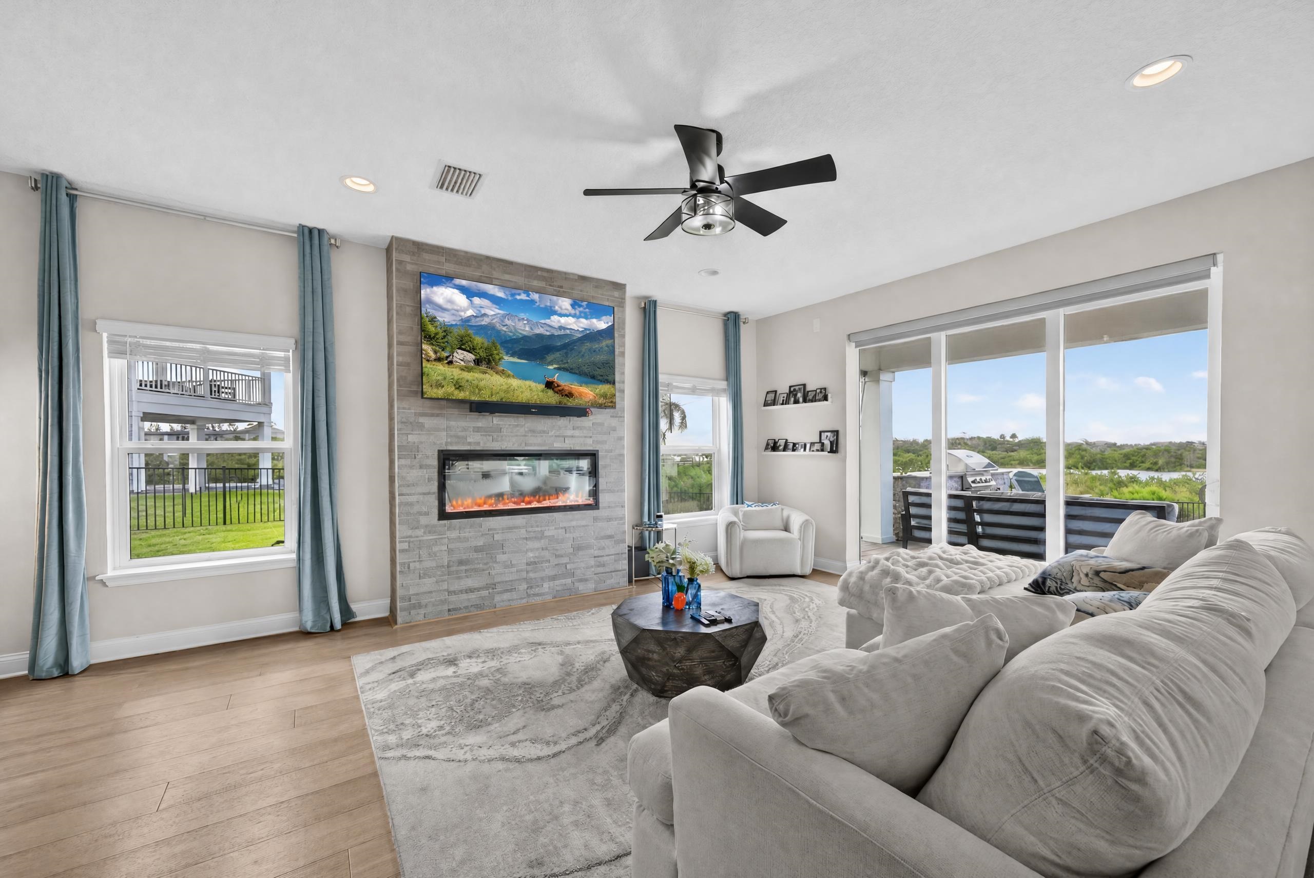 367 Five Island Dr