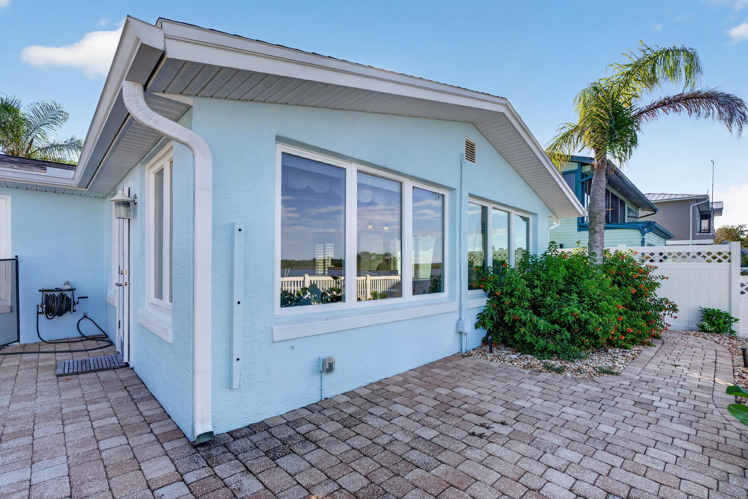 272 Ocean Palm Dr