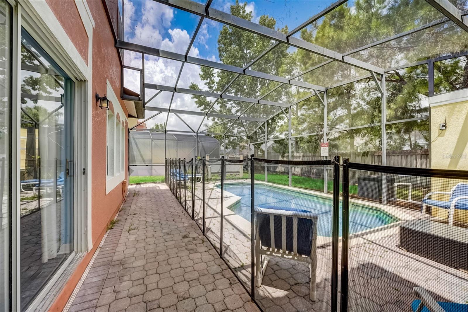 121 POMPANO BEACH DR