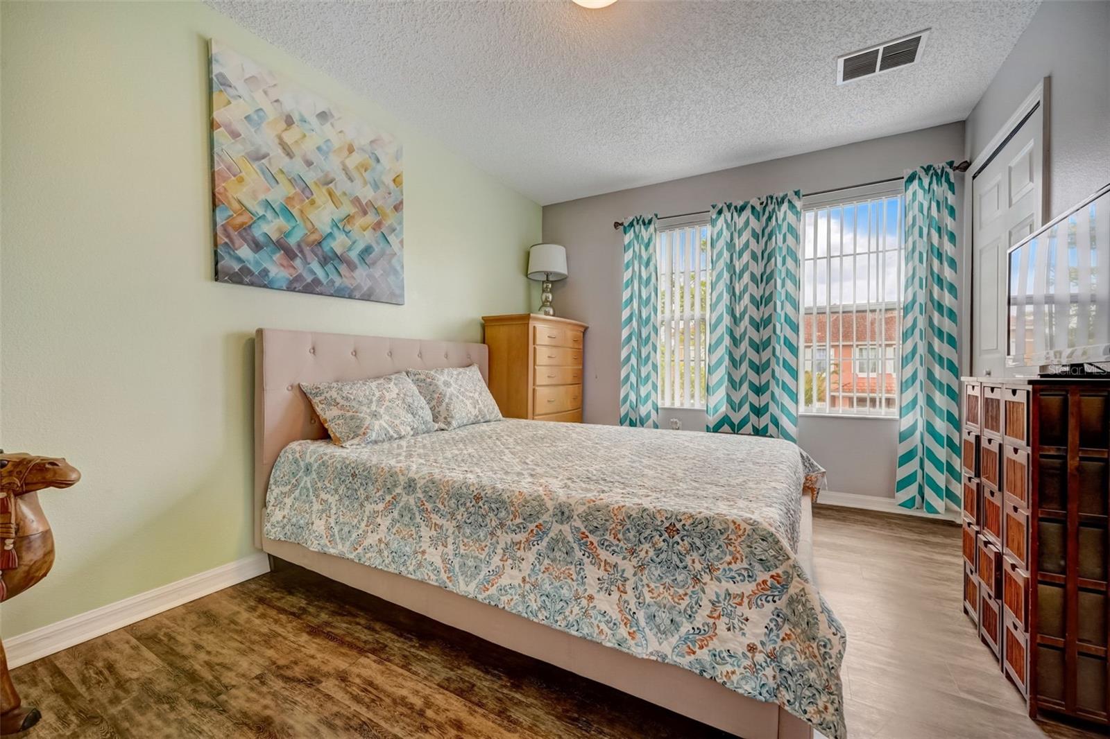 121 POMPANO BEACH DR