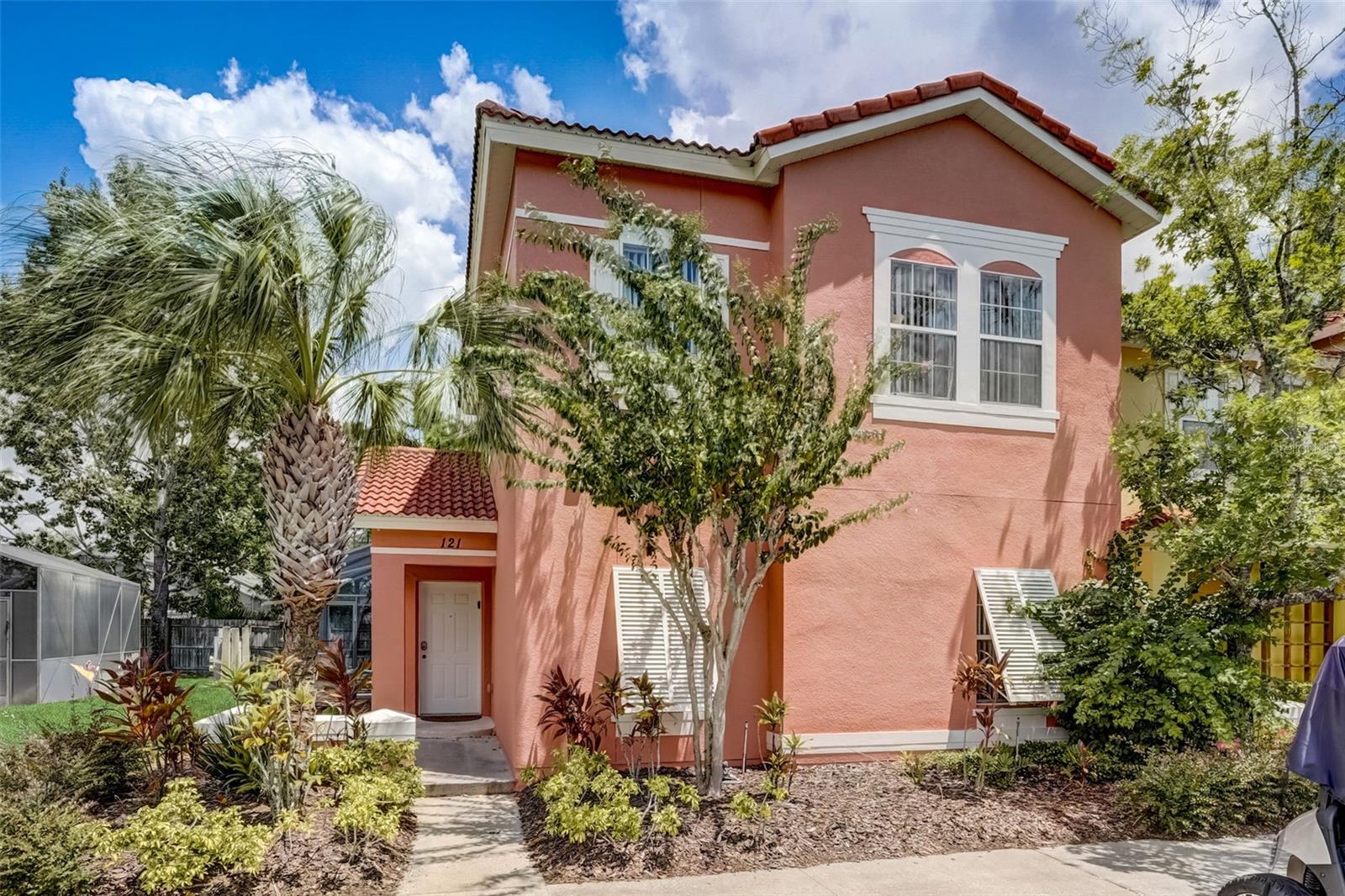 121 POMPANO BEACH DR