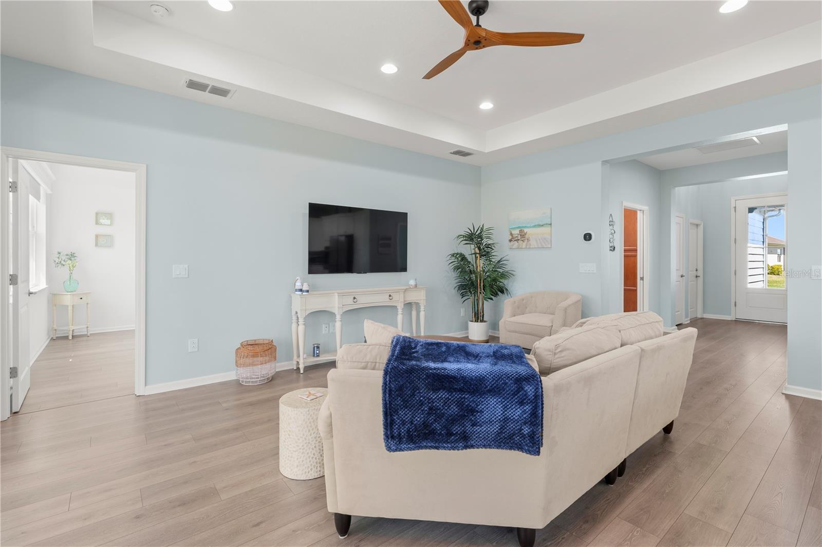 233 BLUE STARFISH PL