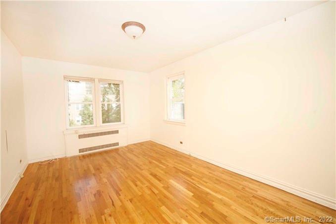 70 Strawberry Hill Avenue 3-3A