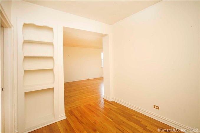 70 Strawberry Hill Avenue 3-3A