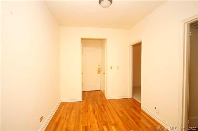 70 Strawberry Hill Avenue 3-3A
