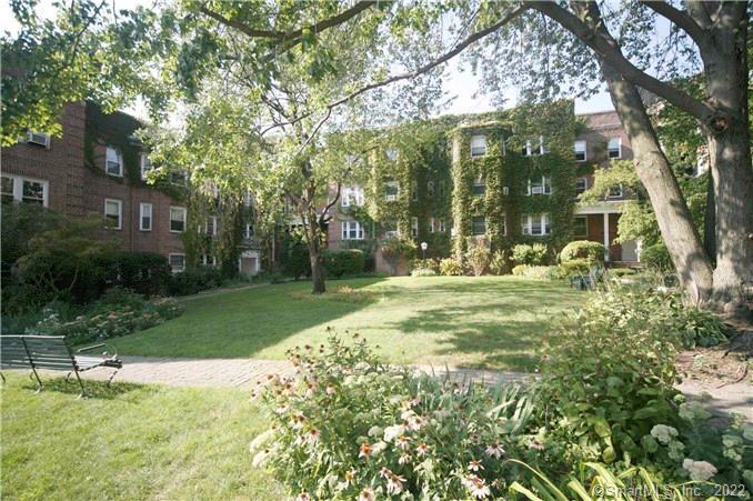 70 Strawberry Hill Avenue 3-3A