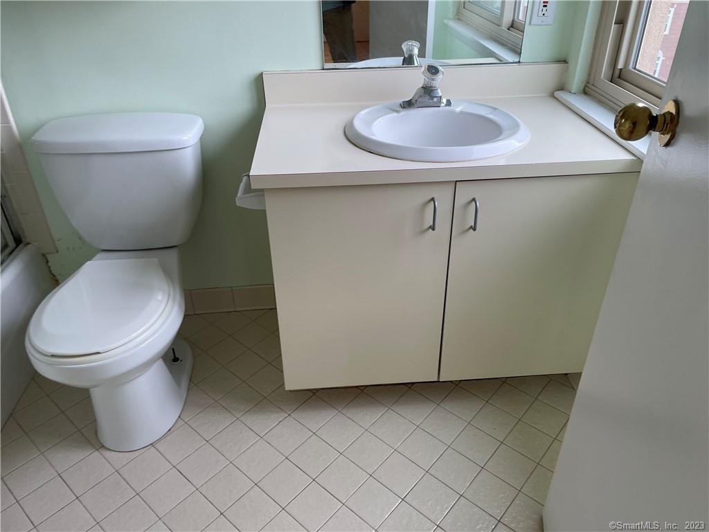 104 North Street APT 606