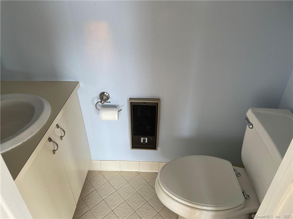 104 North Street APT 606