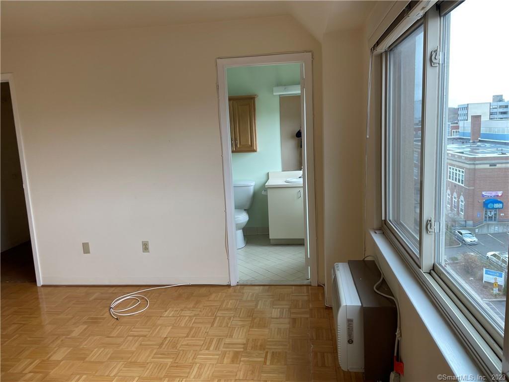 104 North Street APT 606