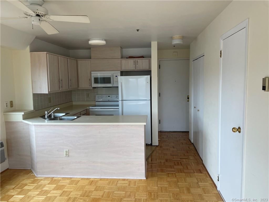 104 North Street APT 606
