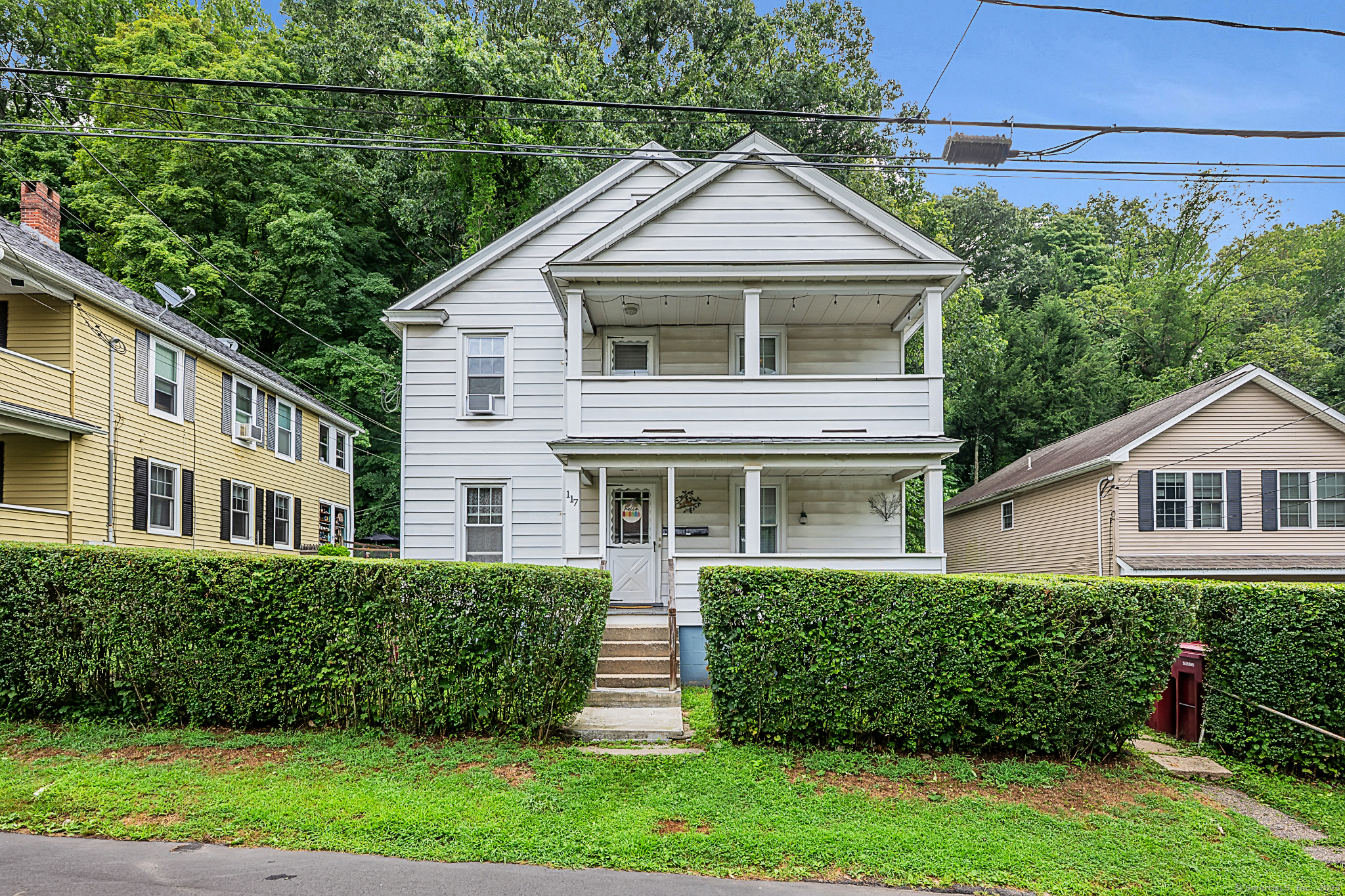 117 Golden Hill Street