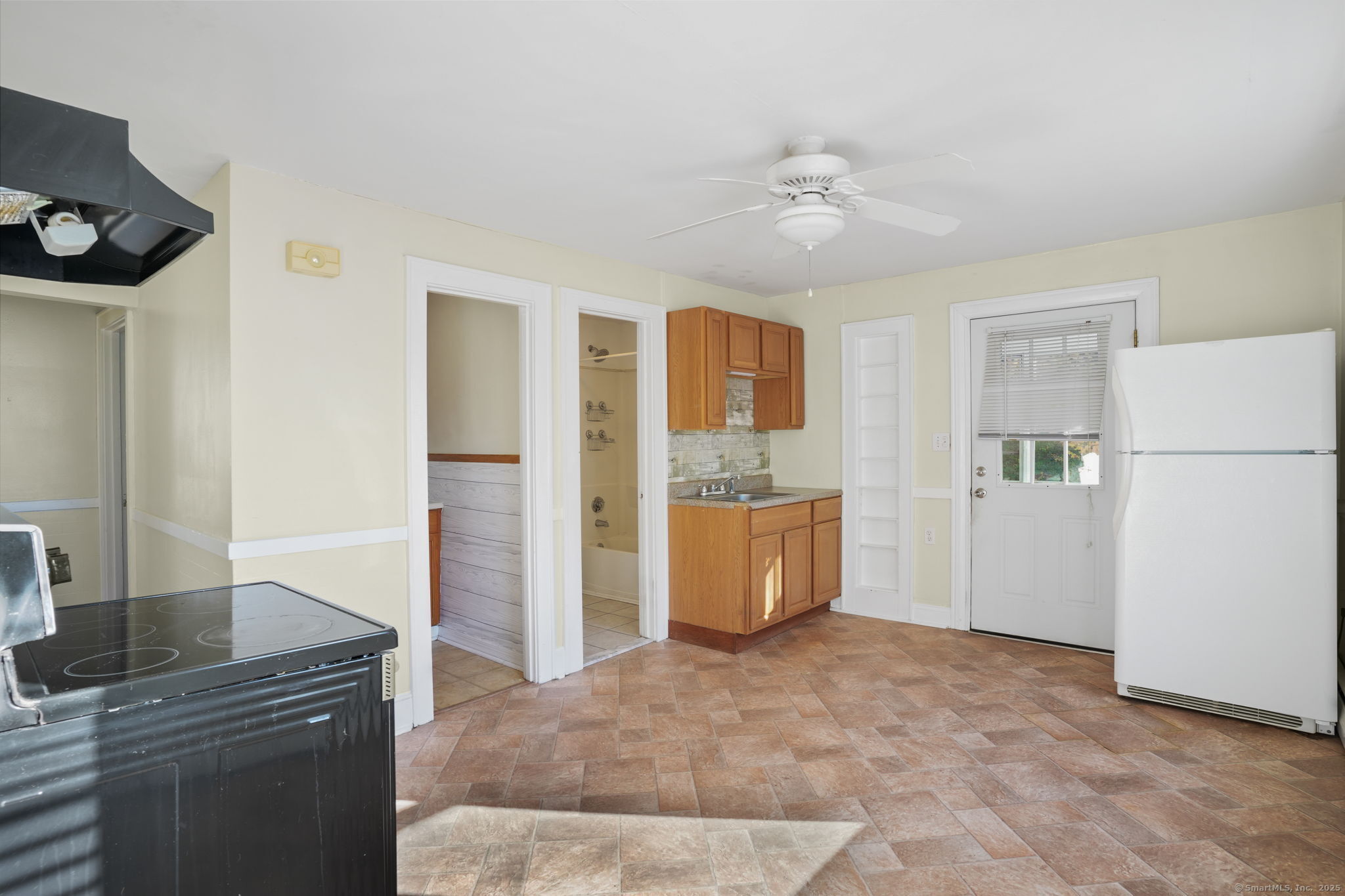 117 Golden Hill Street