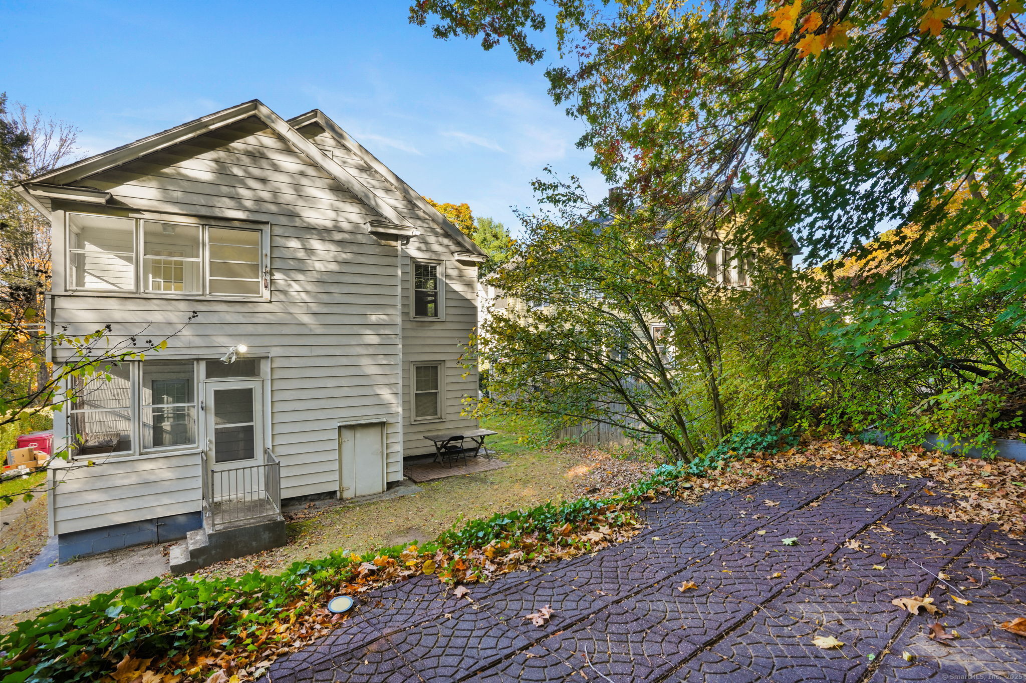 117 Golden Hill Street