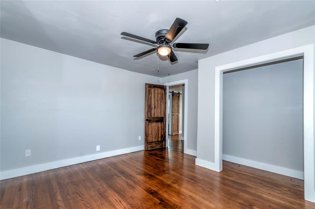 1538 E Walnut Street