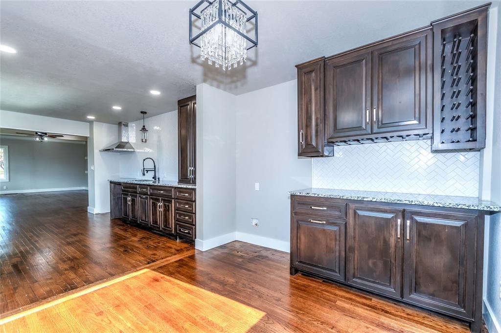 1538 E Walnut Street