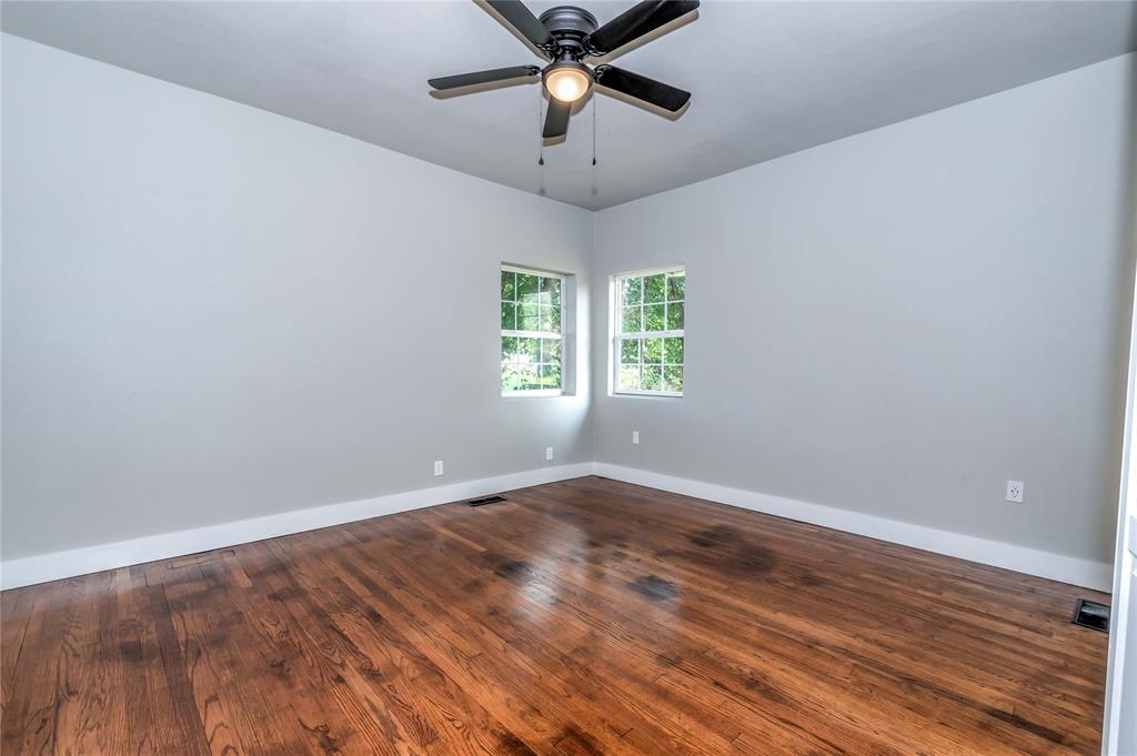 1538 E Walnut Street