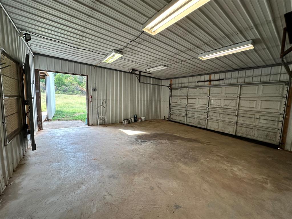 980721 S Oaktree Road