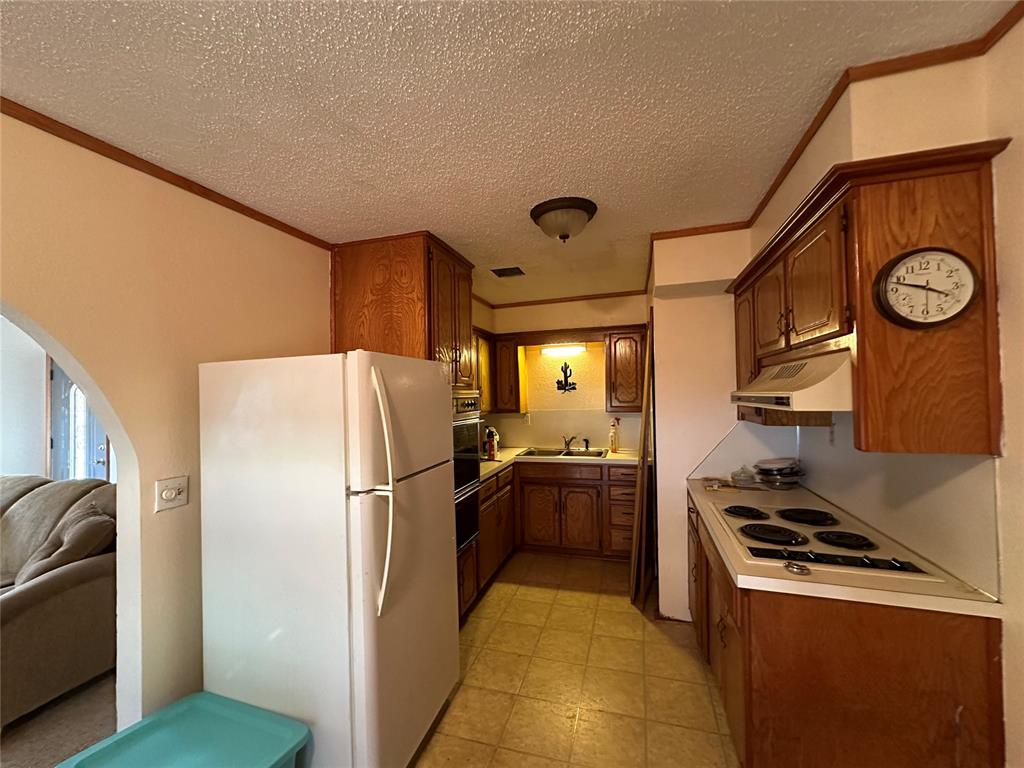 980721 S Oaktree Road