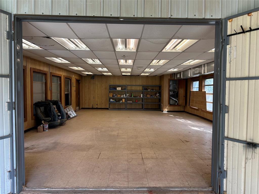 980721 S Oaktree Road