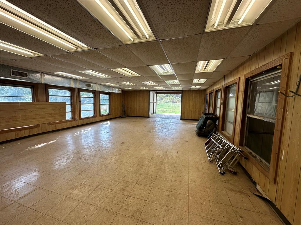 980721 S Oaktree Road