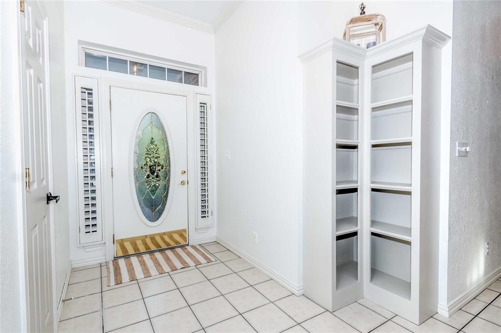 900898 S Oak Hill Drive