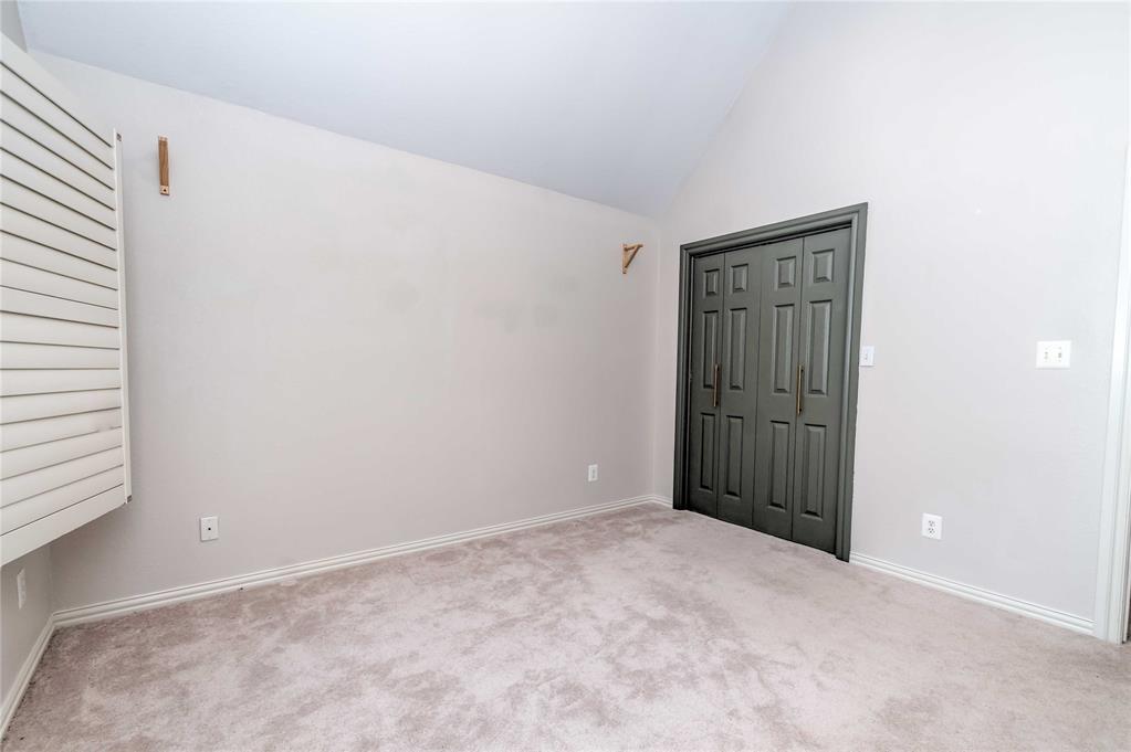 900898 S Oak Hill Drive