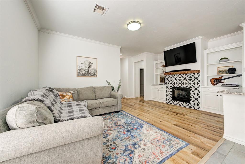 6805 NW 134th Terrace