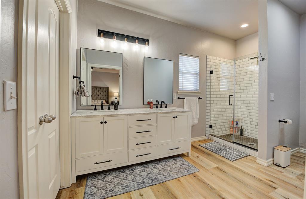 6805 NW 134th Terrace