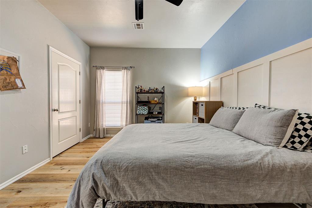 6805 NW 134th Terrace