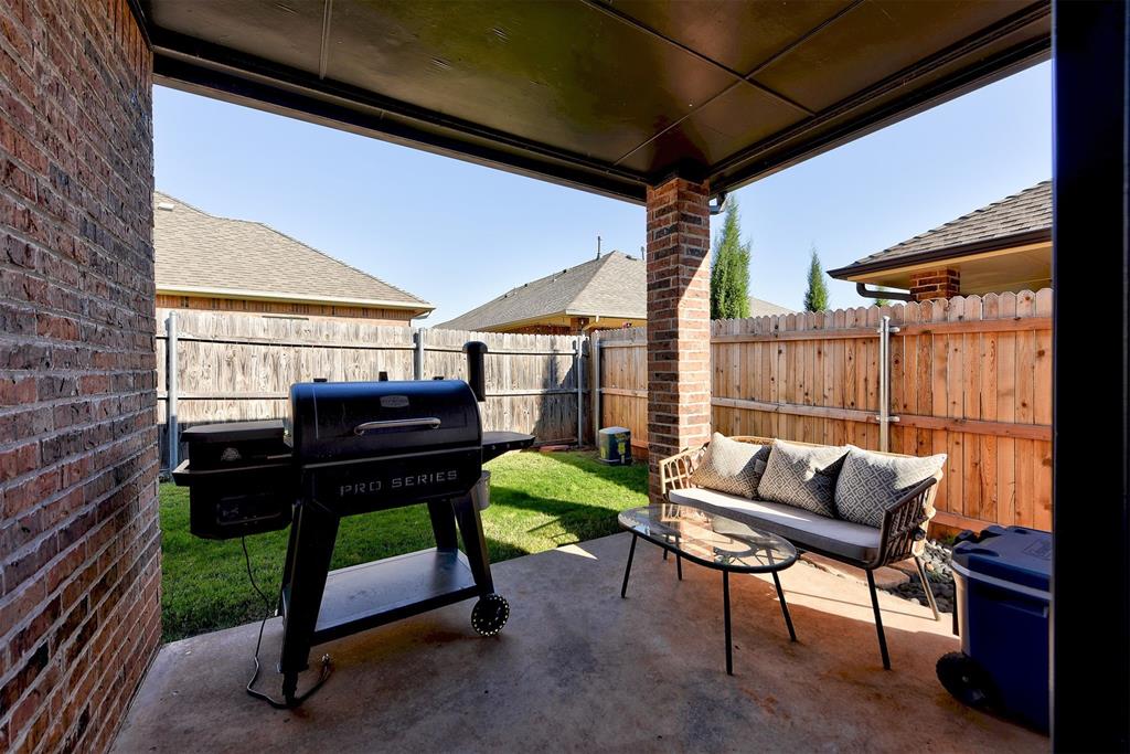 6805 NW 134th Terrace