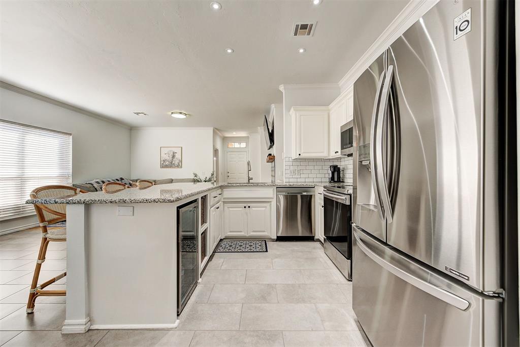 6805 NW 134th Terrace