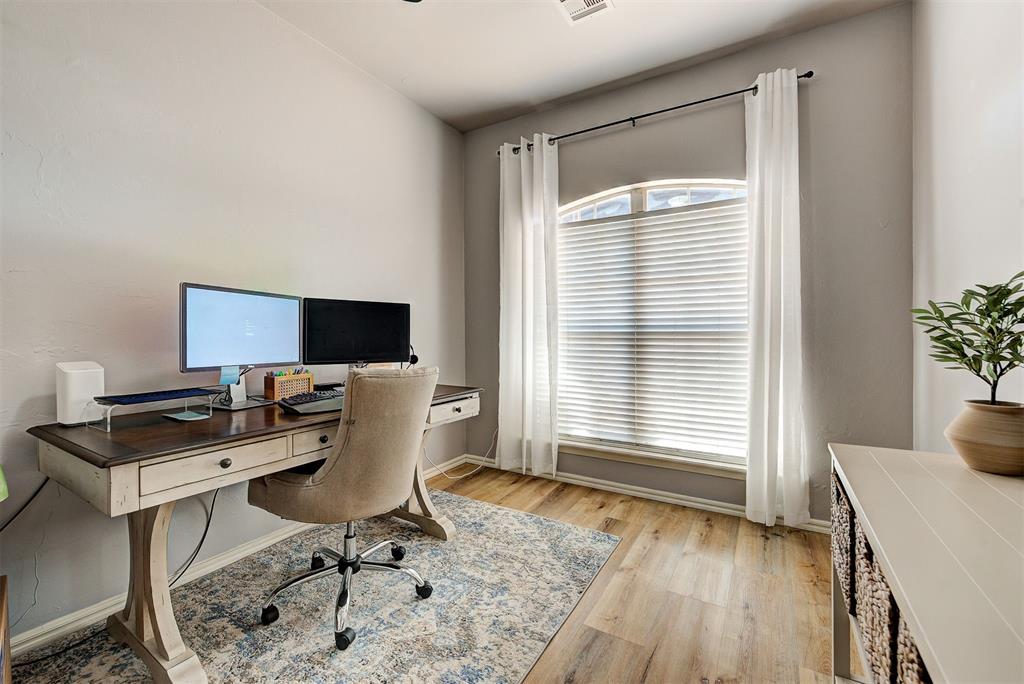 6805 NW 134th Terrace