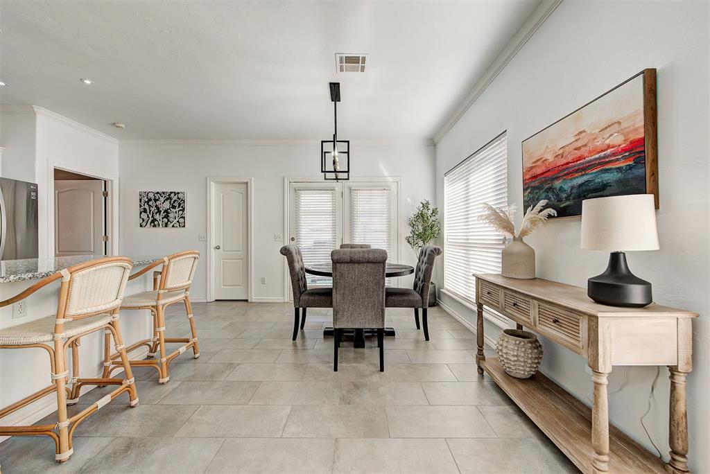 6805 NW 134th Terrace