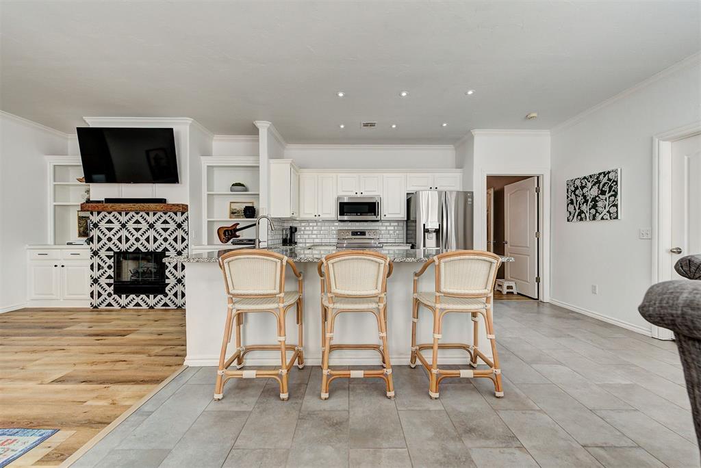 6805 NW 134th Terrace