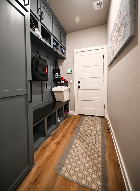 4820 Mustang Park Boulevard