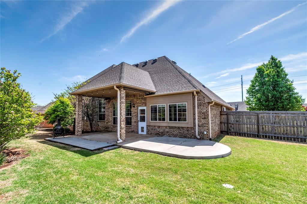 1909 NW 193rd Circle