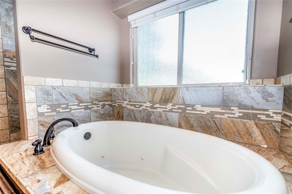 1909 NW 193rd Circle