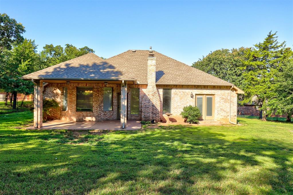 1083 Hidden Oaks Way