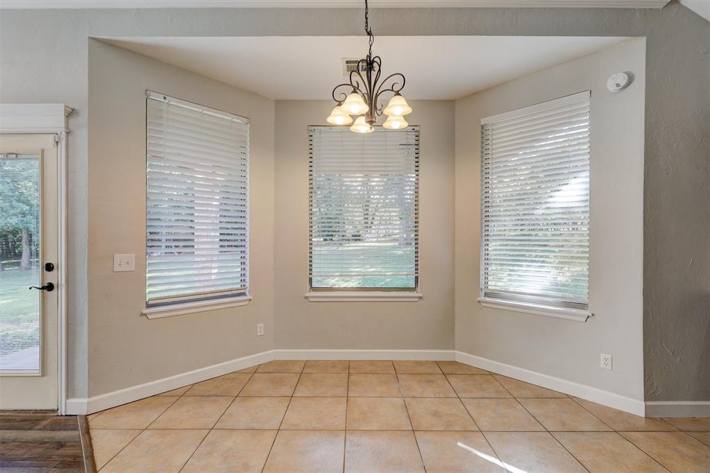 1083 Hidden Oaks Way