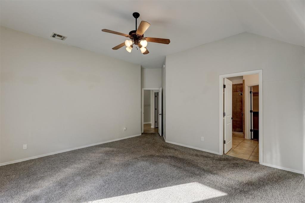 1083 Hidden Oaks Way